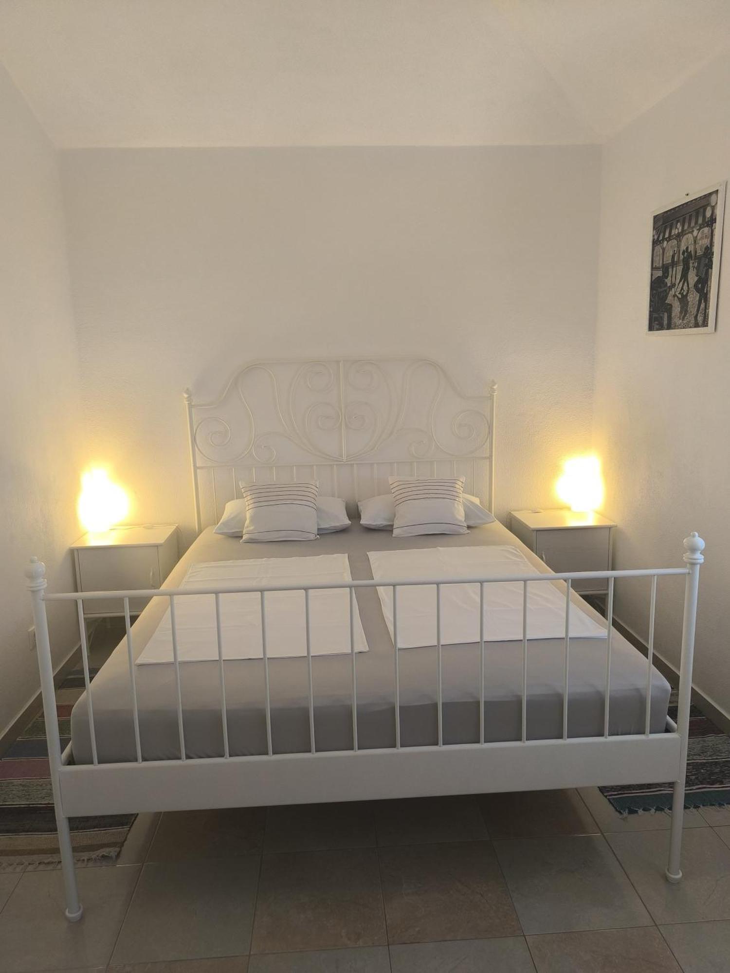 Apartments Otok 2 Trogir Eksteriør billede