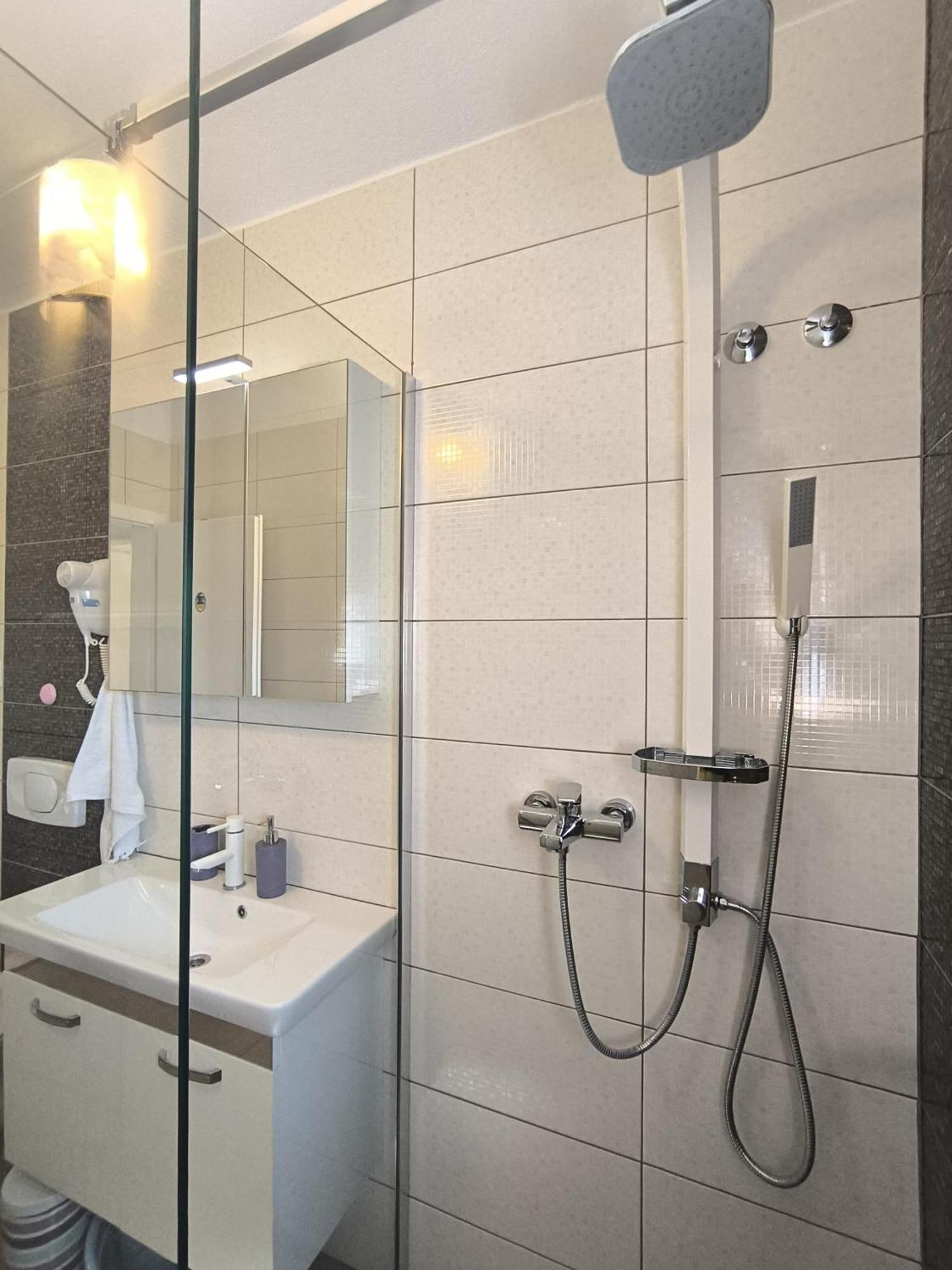 Apartments Otok 2 Trogir Eksteriør billede