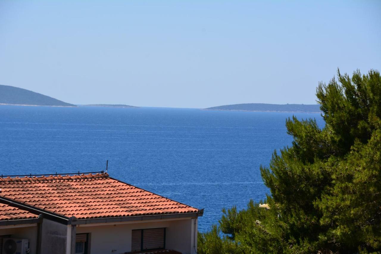 Apartments Otok 2 Trogir Eksteriør billede
