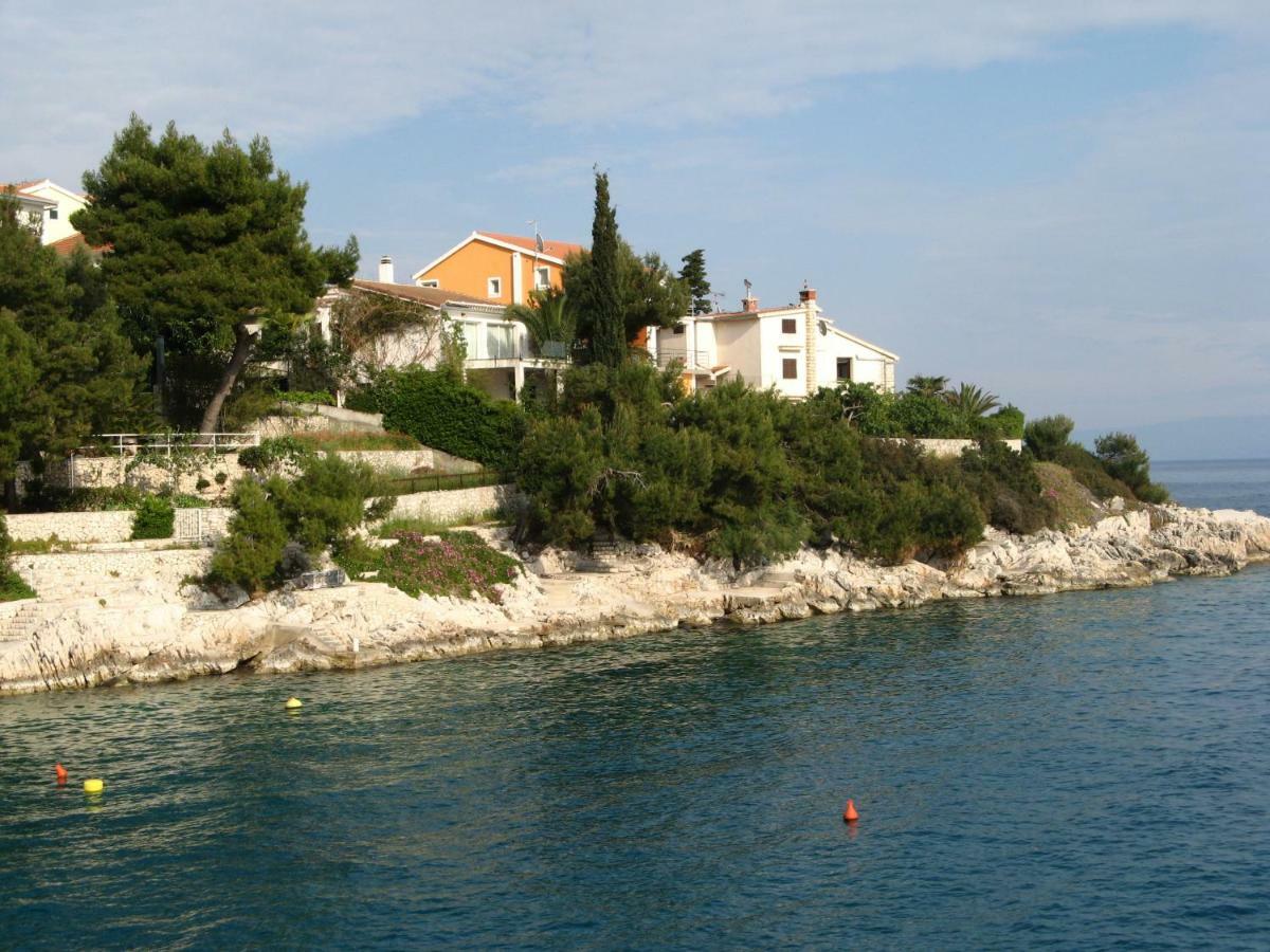 Apartments Otok 2 Trogir Eksteriør billede