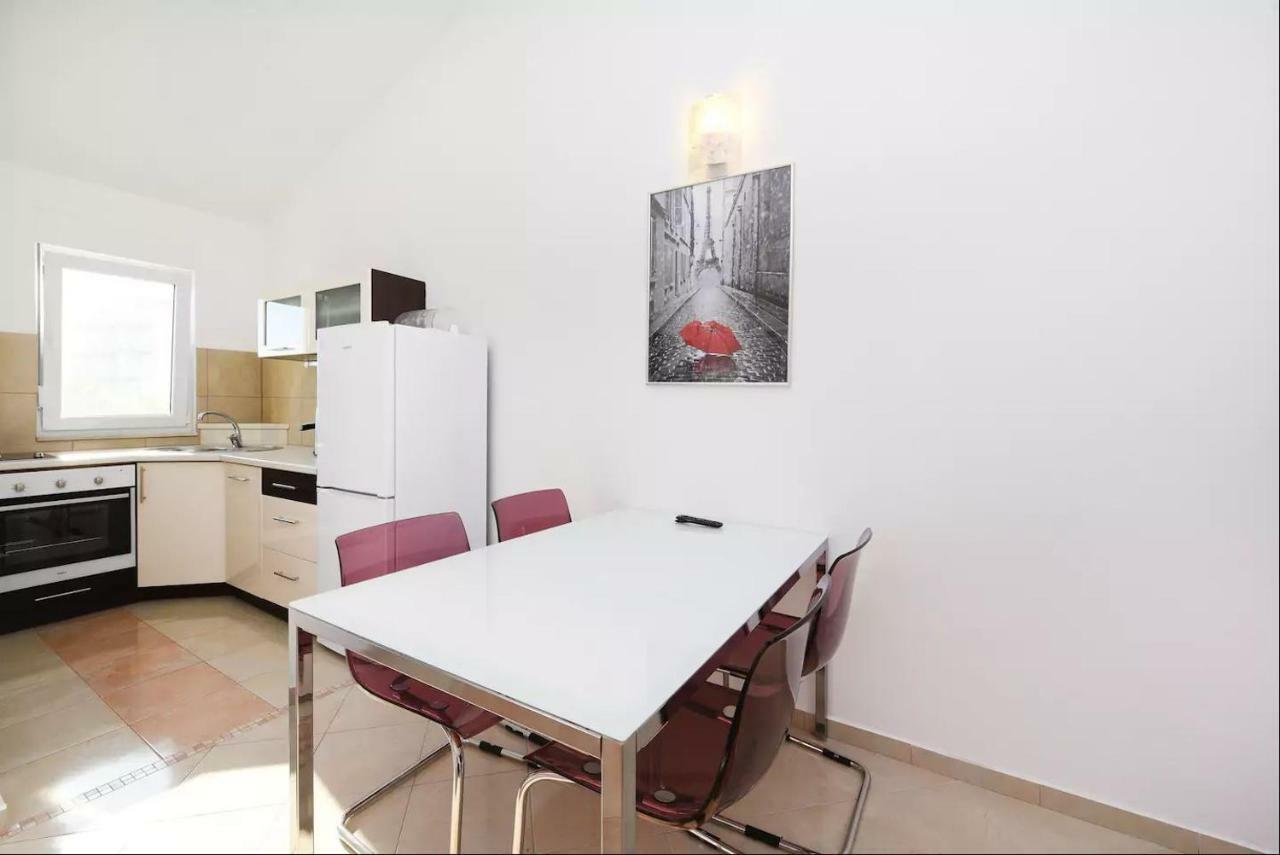 Apartments Otok 2 Trogir Eksteriør billede
