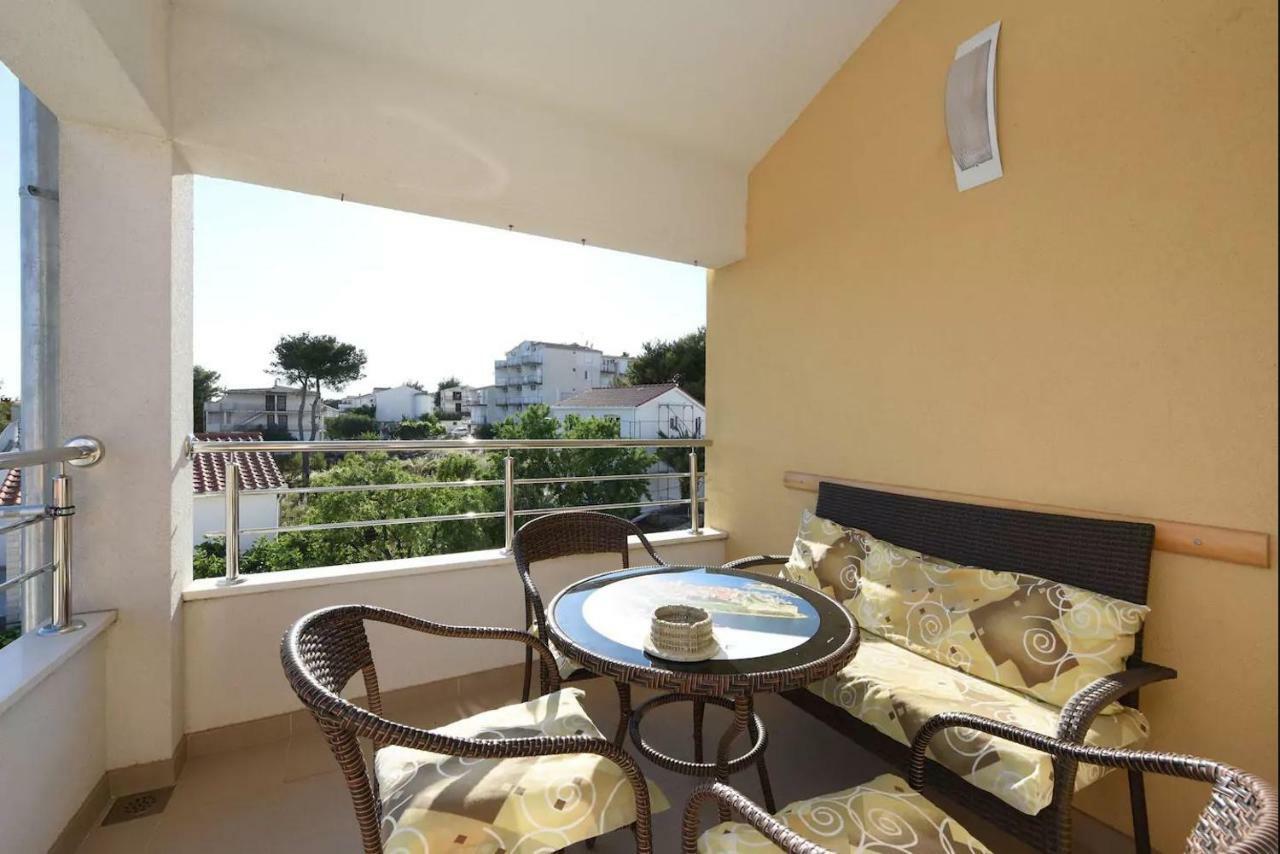 Apartments Otok 2 Trogir Eksteriør billede