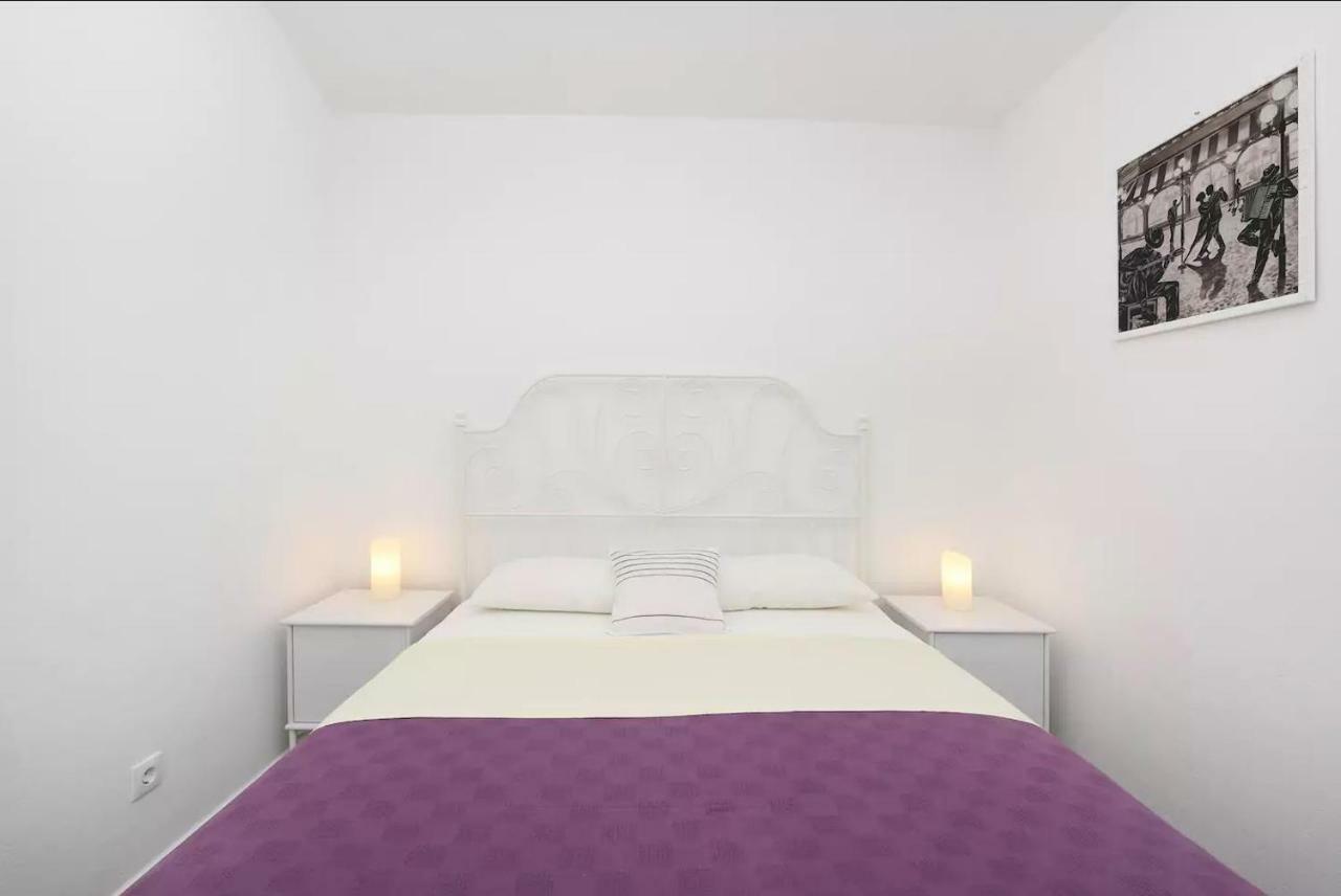Apartments Otok 2 Trogir Eksteriør billede